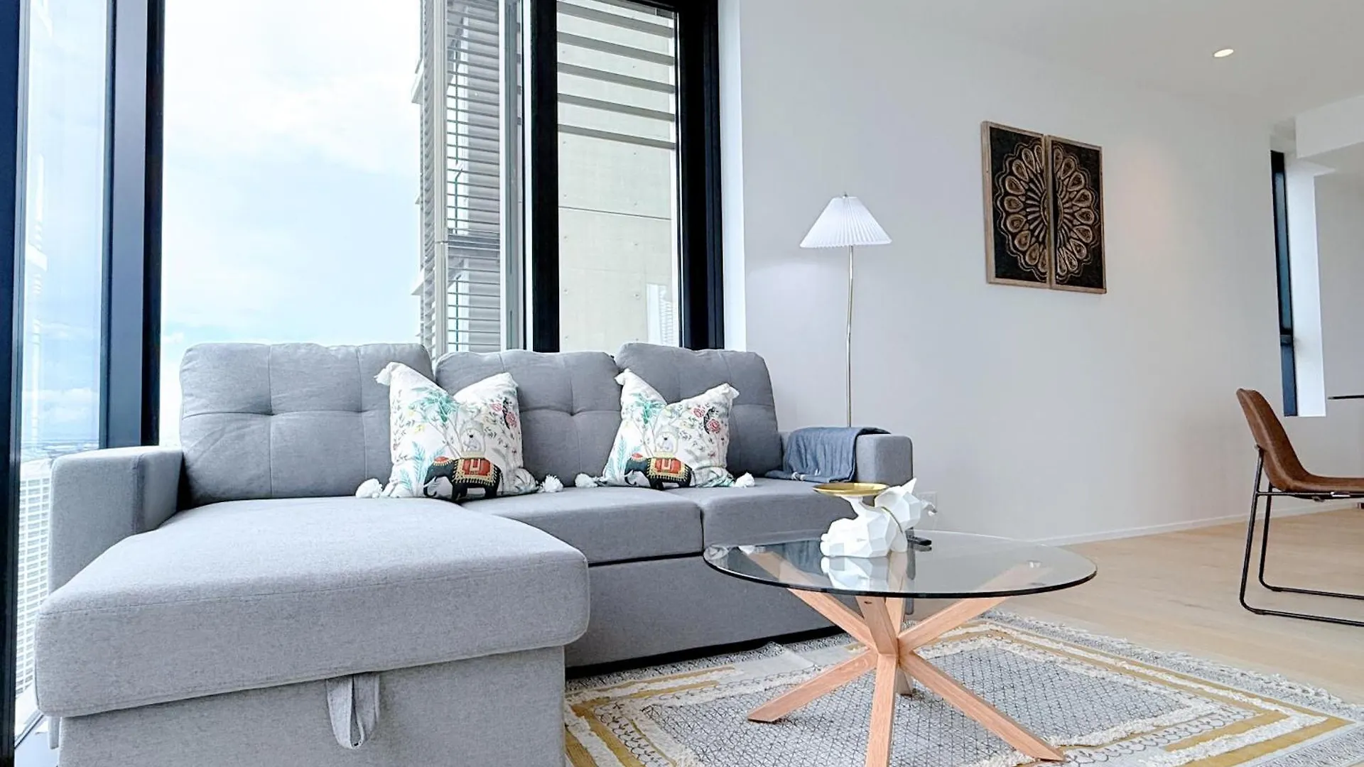 The Luxe At Queen Street River View Apartment Brisbane